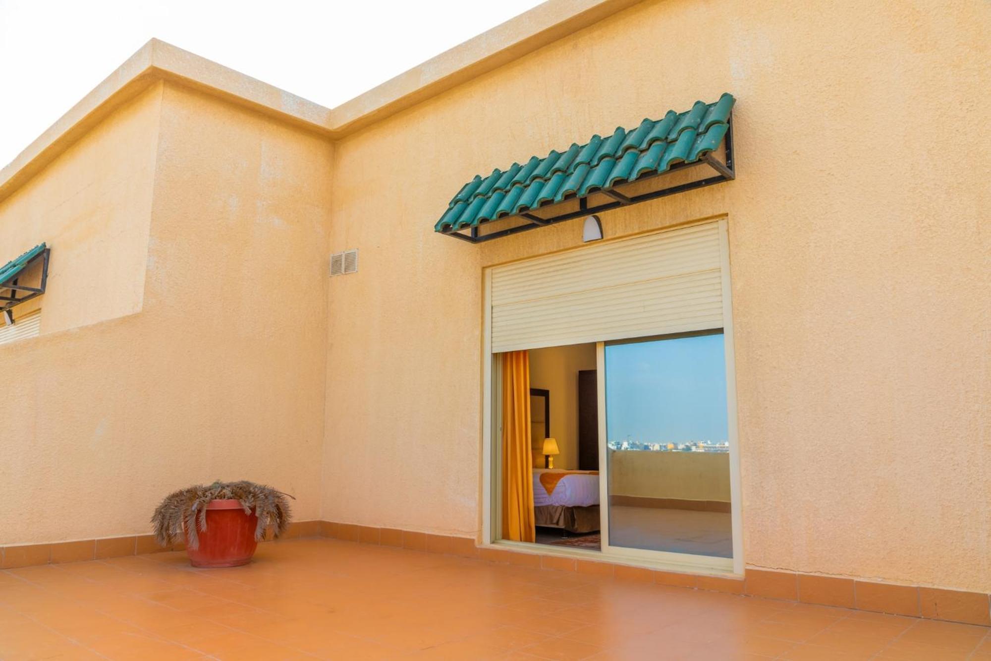 Suite 777 Jeddah Exterior photo